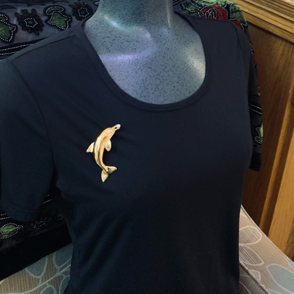 Dolphin with pearl brooch ❤️ - Picture 5 of 8